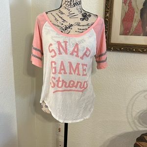 NWOT Ladies Graphic T-shirt - 2 fr $10 Mix & Match